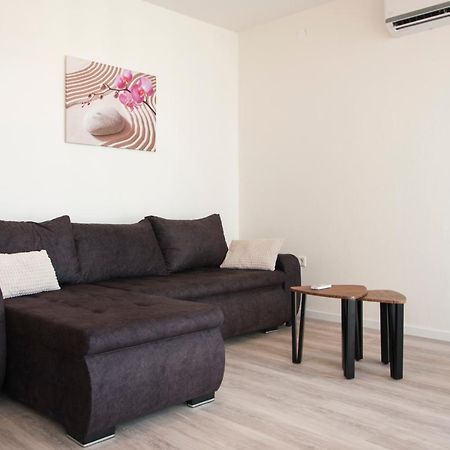 Domus Albus Apartman Zára Szoba fotó