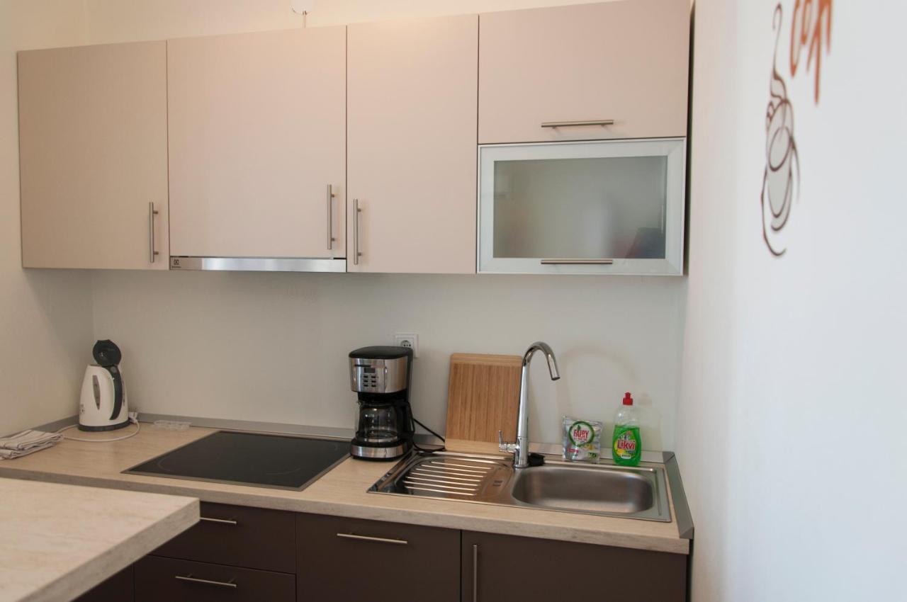 Domus Albus Apartman Zára Szoba fotó